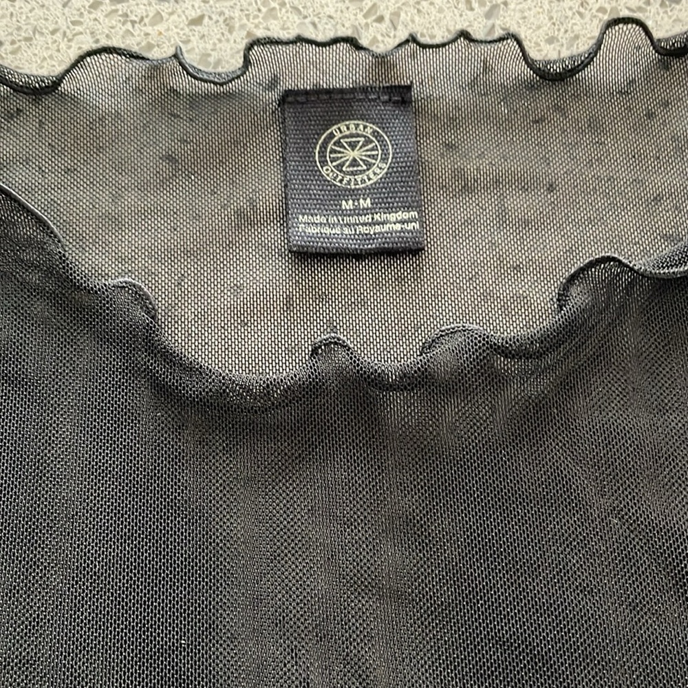Urban Outfitters Black mesh shirt sleeve top size Medium - Picture 2 of 5